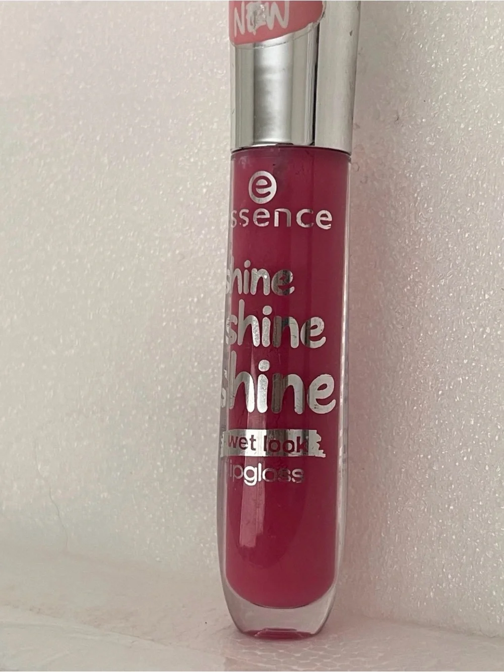 Essence shine wet